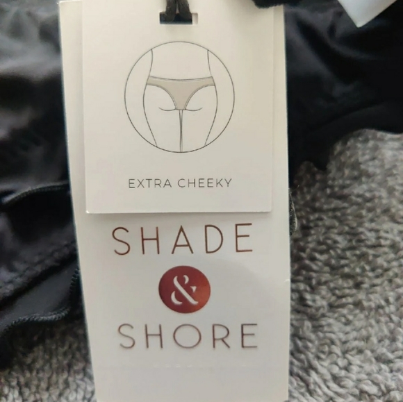 Shade & Shore ruffle bikini bottom( L) NWT - Picture 4 of 4